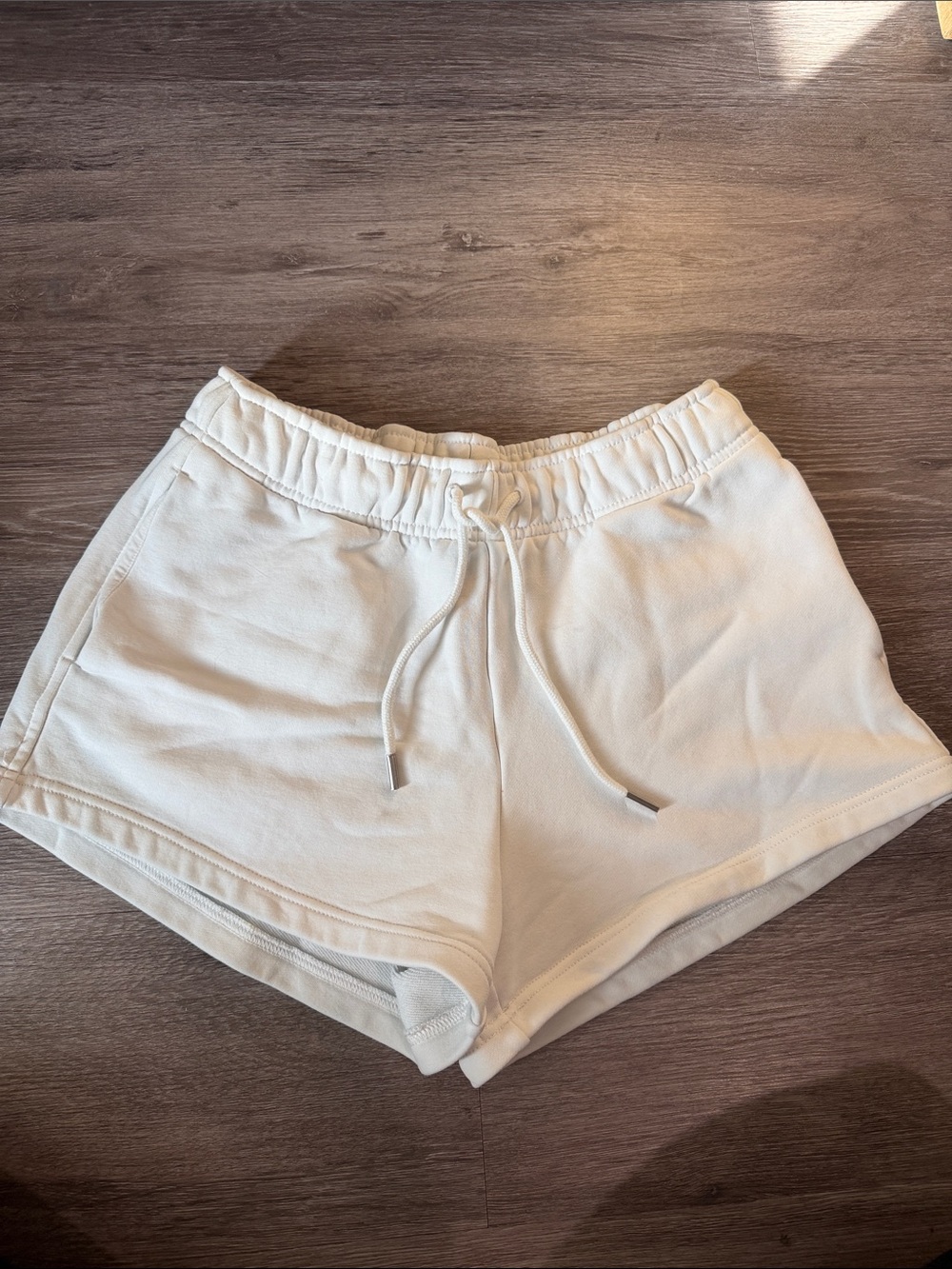 Athleta Cream Elastic Waist Drawstring Athletic Shorts